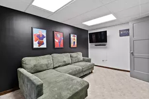 221 E Elizabeth Dr, Crown Point, IN 46307 - Photo 35