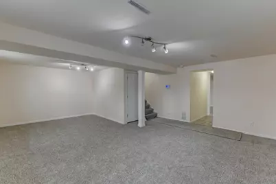 819 N Oakwood Street, Griffith, IN 46319 - Photo 19