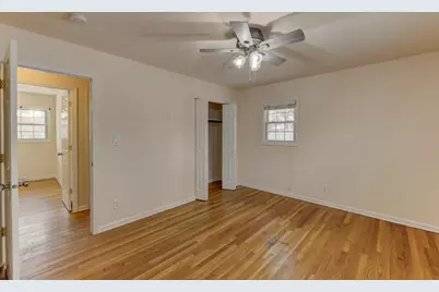 819 N Oakwood Street, Griffith, IN 46319 - Photo 13