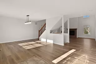 283 Hawkwood Dr, Valparaiso, IN 46385 - Photo 7