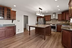 283 Hawkwood Dr, Valparaiso, IN 46385 - Photo 13