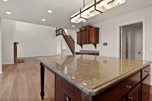 283 Hawkwood Dr, Valparaiso, IN 46385 - Photo 17