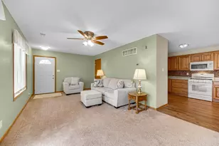 233 Deertrail Ln, Schererville, IN 46375 - Photo 7