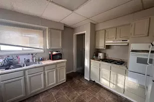 3756 Tyler St, Gary, IN 46408 - Photo 9