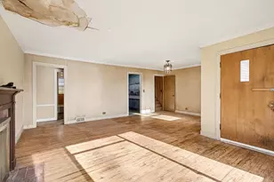 1448 Burns Dr, Portage, IN 46368 - Photo 7