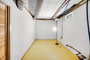 3752 Tyler St, Gary, IN 46408 - Photo 15