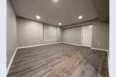 276 N Henry Street, Gary, IN 46403 - Photo 21