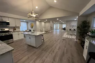 276 N Henry St, Gary, IN 46403 - Photo 9