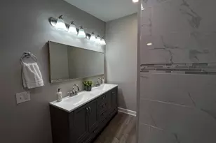 276 N Henry St, Gary, IN 46403 - Photo 17