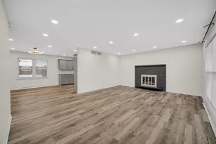 1310 Orchard Dr, Merrillville, IN 46410 - Photo 3