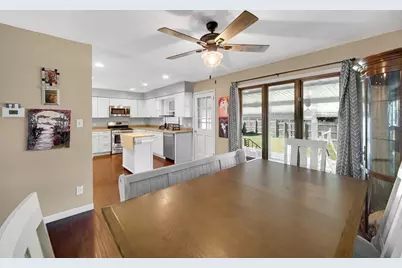 9448 Parkway Drive, Highland, IN 46322 - Photo 5