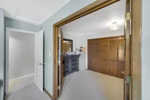 9448 Parkway Dr, Highland, IN 46322 - Photo 13