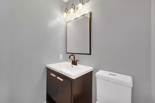 9448 Parkway Dr, Highland, IN 46322 - Photo 15