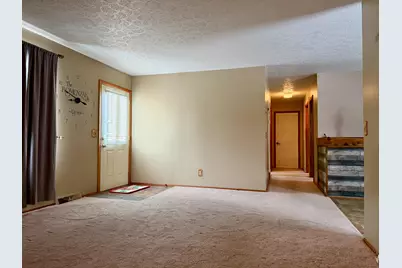 402 E Saint Louis Street, Knox, IN 46534 - Photo 3