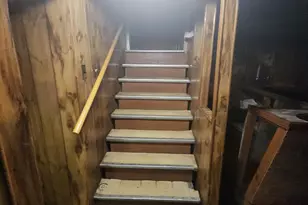 576 Dallas St, Gary, IN 46406 - Photo 15