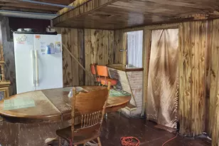 576 Dallas St, Gary, IN 46406 - Photo 9