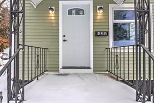 421 Kenwood St, La Porte, IN 46350 - Photo 3