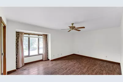 1439 Elm Court, Schererville, IN 46375 - Photo 11