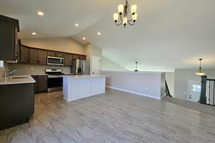 5104 Southview Dr, Lowell, IN 46356 - Photo 9