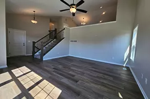 5104 Southview Dr, Lowell, IN 46356 - Photo 7