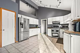 14429 Hobart St, Cedar Lake, IN 46303 - Photo 7