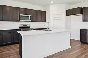 10365 Blaine St, Crown Point, IN 46307 - Photo 3