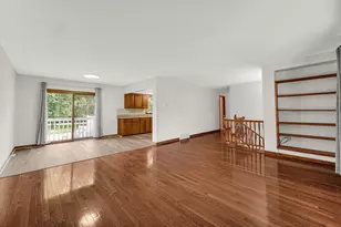 267 W 100 S, Valparaiso, IN 46385 - Photo 5