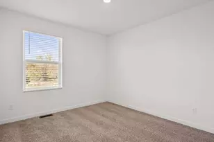 120 Cressmoor Blvd, Hobart, IN 46342 - Photo 15