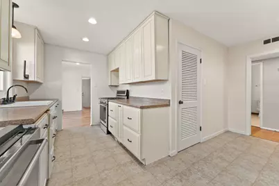 323 S Home Avenue, Rensselaer, IN 47978 - Photo 9