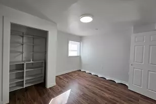 3608 W 73rd Ct, Merrillville, IN 46410 - Photo 9