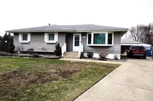 530 Pierce Ave, Dyer, IN 46311 - Photo 1