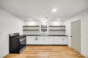 1411 W Beam St, Chesterton, IN 46304 - Photo 9