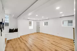 1411 W Beam St, Chesterton, IN 46304 - Photo 5