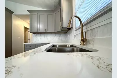 2760 S Lovelia Drive, Knox, IN 46534 - Photo 7