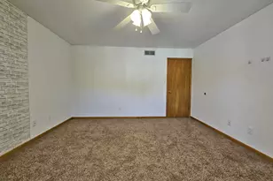 647 N Calumet Rd, Chesterton, IN 46304 - Photo 23