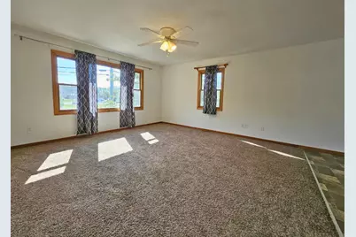 647 N Calumet Road, Chesterton, IN 46304 - Photo 15