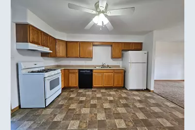 647 N Calumet Road, Chesterton, IN 46304 - Photo 11