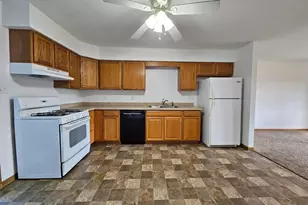 647 N Calumet Rd, Chesterton, IN 46304 - Photo 11