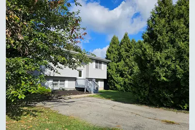 647 N Calumet Road, Chesterton, IN 46304 - Photo 3