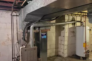 6665 Old Porter Rd, Portage, IN 46368 - Photo 17