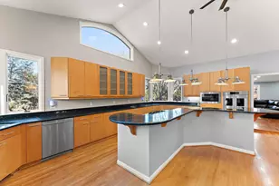 1841 Lambert Ln, Munster, IN 46321 - Photo 21