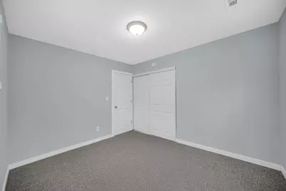 436 E 47th Place, Gary, IN 46409 - Photo 13