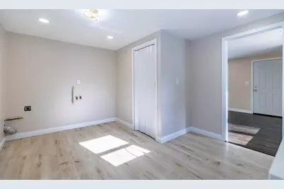 8406 Ellsworth Court, Merrillville, IN 46410 - Photo 21