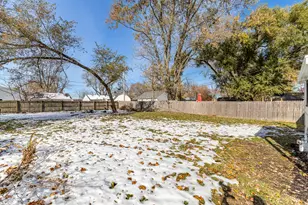 8406 Ellsworth Ct, Merrillville, IN 46410 - Photo 39