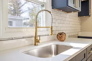 8406 Ellsworth Ct, Merrillville, IN 46410 - Photo 17