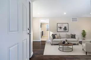 8406 Ellsworth Ct, Merrillville, IN 46410 - Photo 11