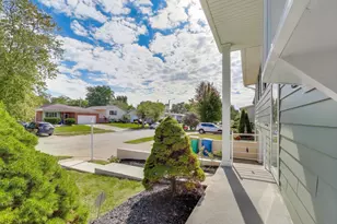 1124 Clinton St, Gary, IN 46406 - Photo 3