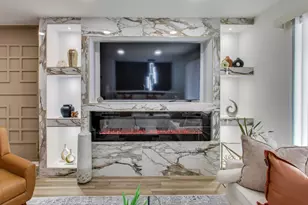 1124 Clinton St, Gary, IN 46406 - Photo 7