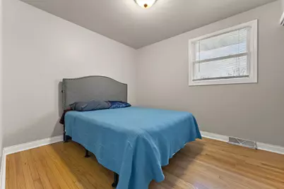 919 W 69th Place, Merrillville, IN 46410 - Photo 9