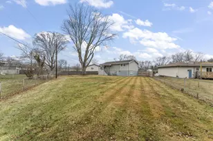 919 W 69th Pl, Merrillville, IN 46410 - Photo 25